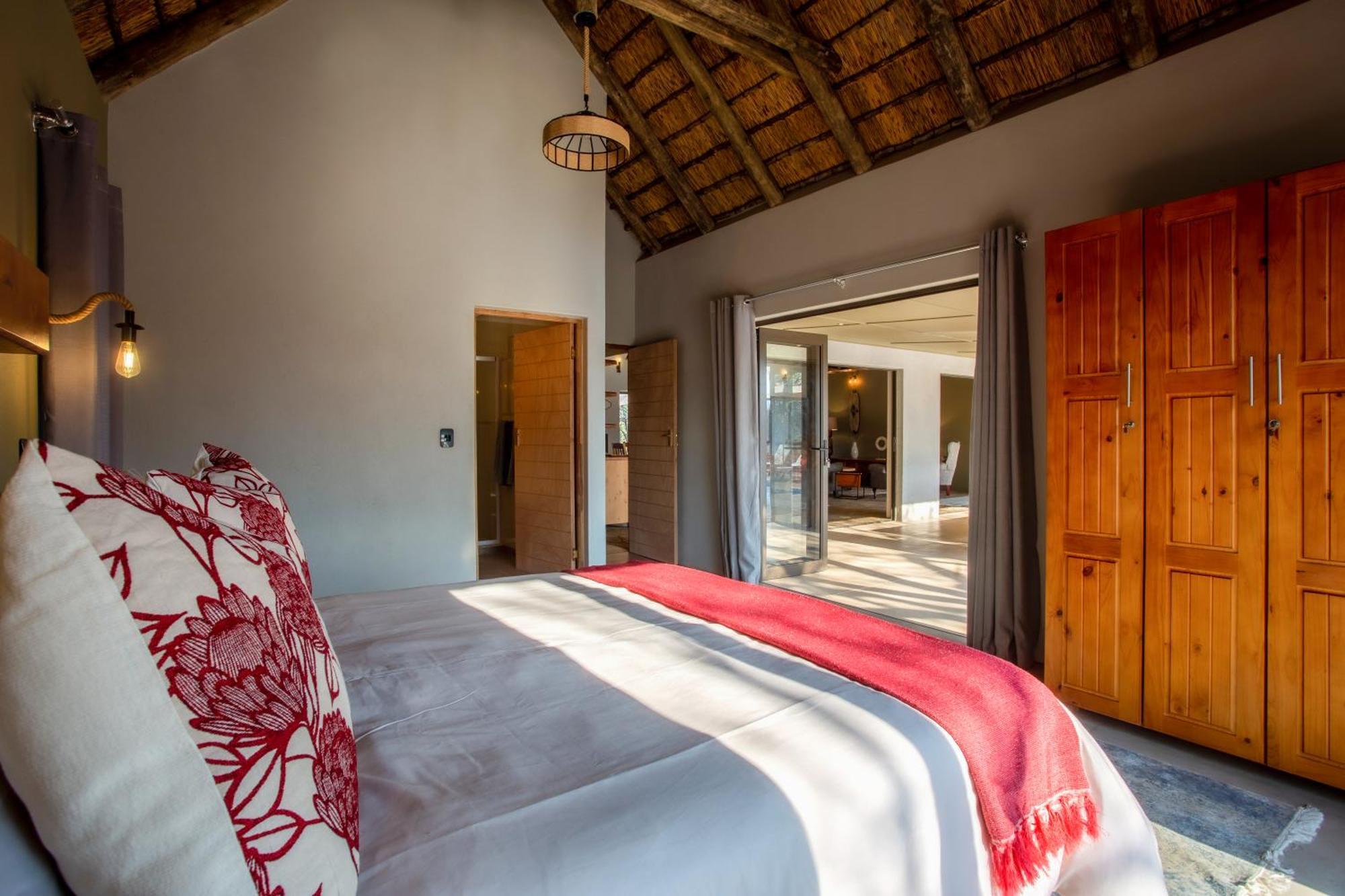 Vuyani Marula Lodge โฮดสปรูท ภายนอก รูปภาพ