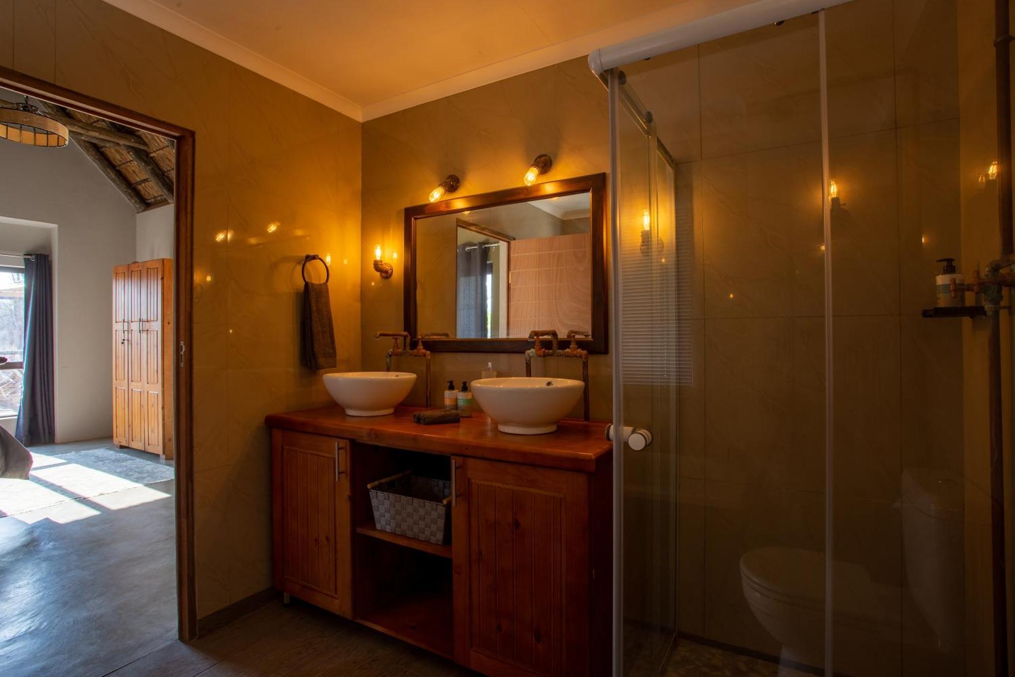 Vuyani Marula Lodge โฮดสปรูท ภายนอก รูปภาพ