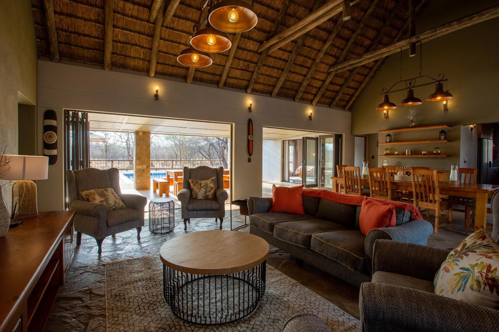 Vuyani Marula Lodge โฮดสปรูท ภายนอก รูปภาพ