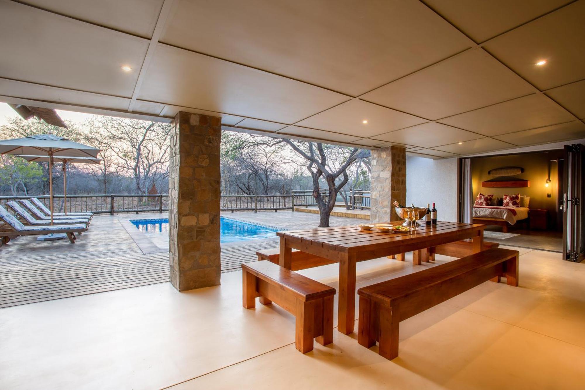 Vuyani Marula Lodge โฮดสปรูท ภายนอก รูปภาพ