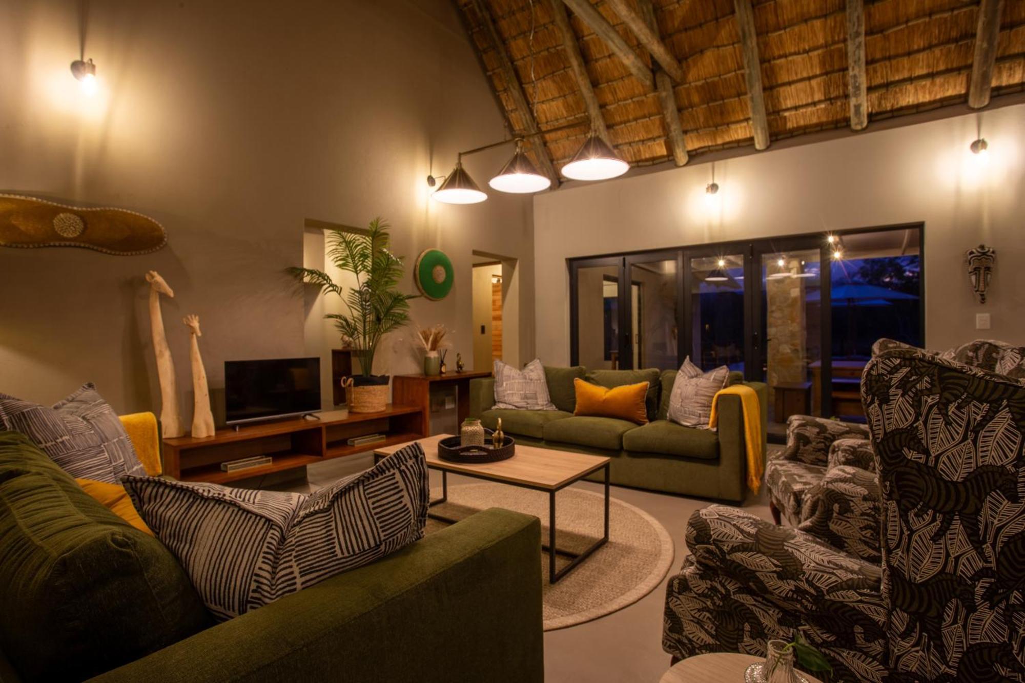 Vuyani Marula Lodge โฮดสปรูท ภายนอก รูปภาพ